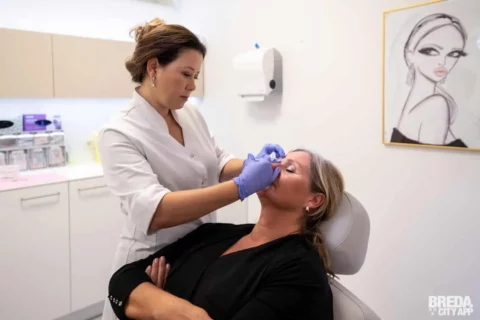 5bbdeb602a5ab0e6d3331969 large