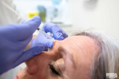 5bbdeb602a5ab0e7d3331967 large