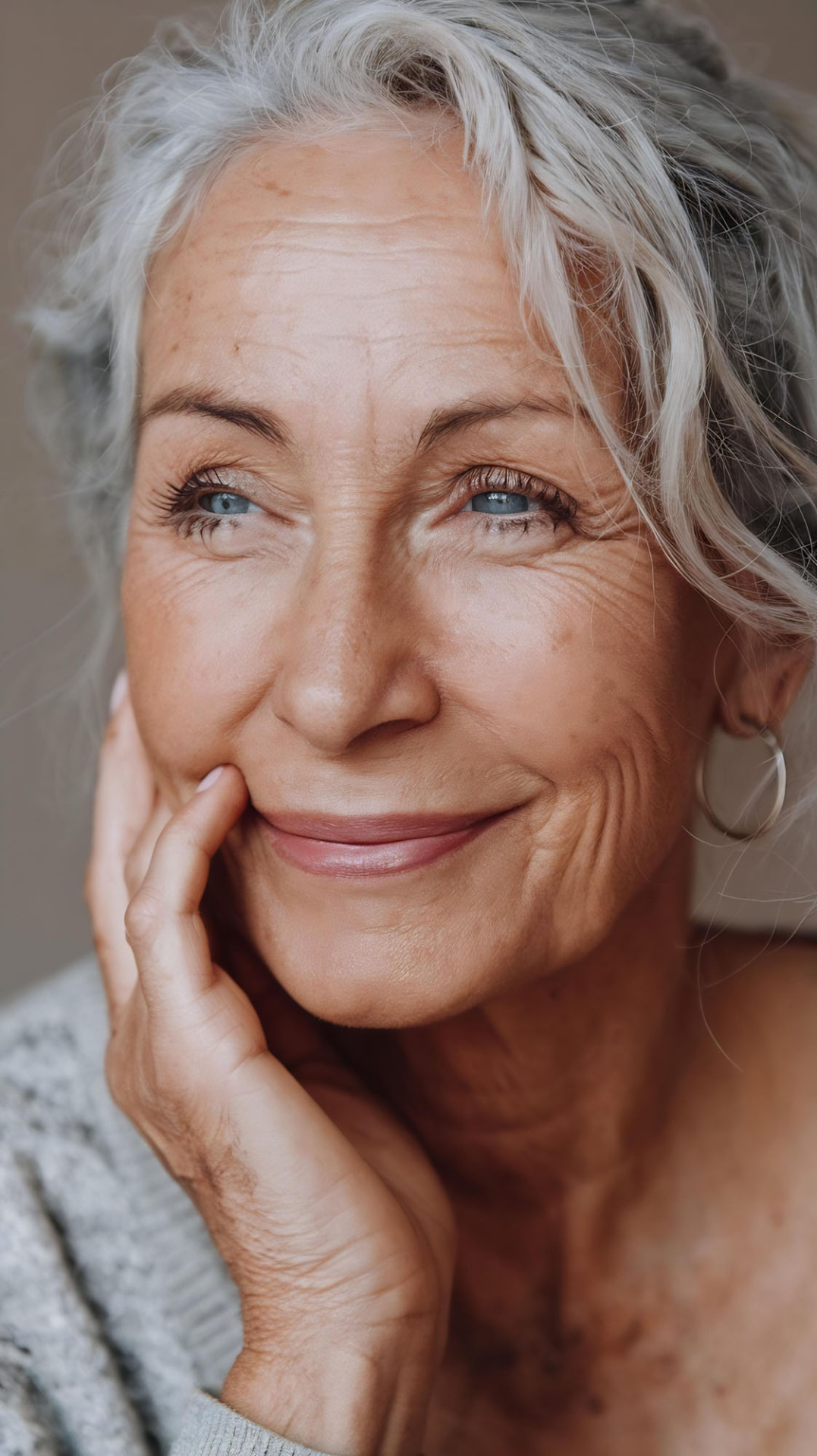 closeup portrt beautiful healty elderly woman