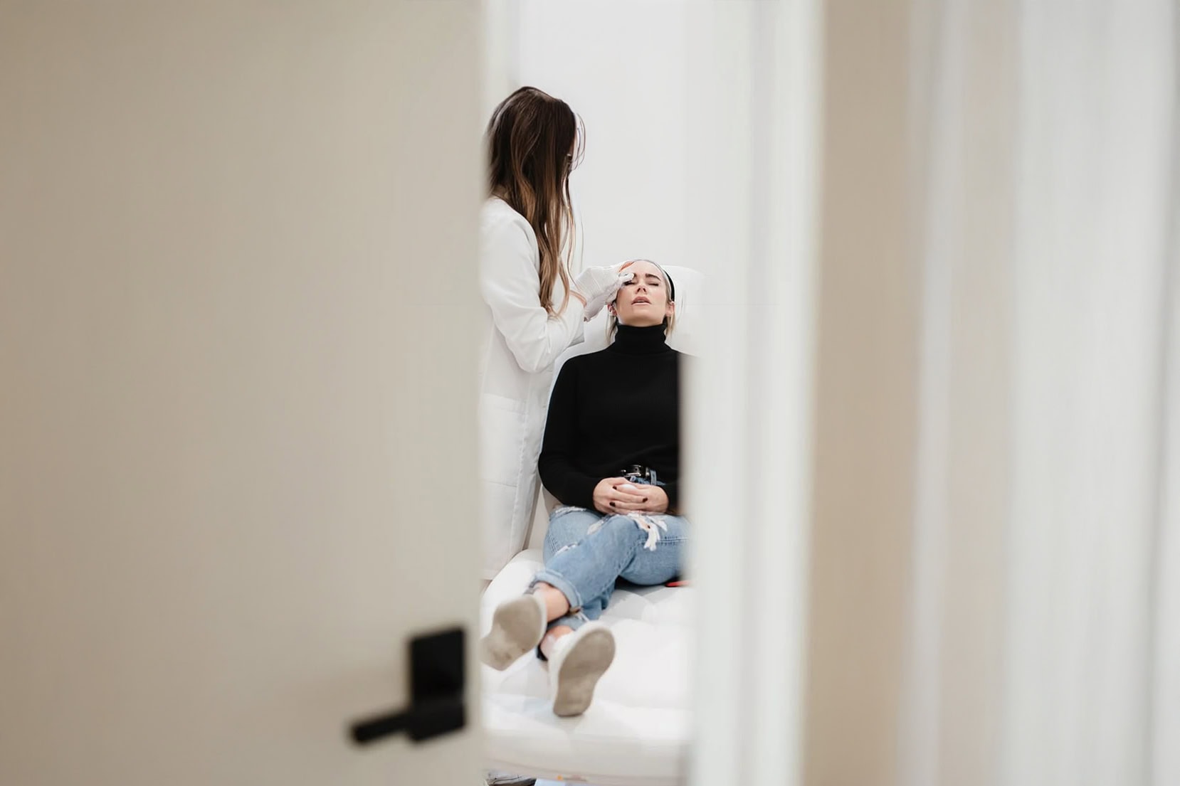 woman aesthetician treatments